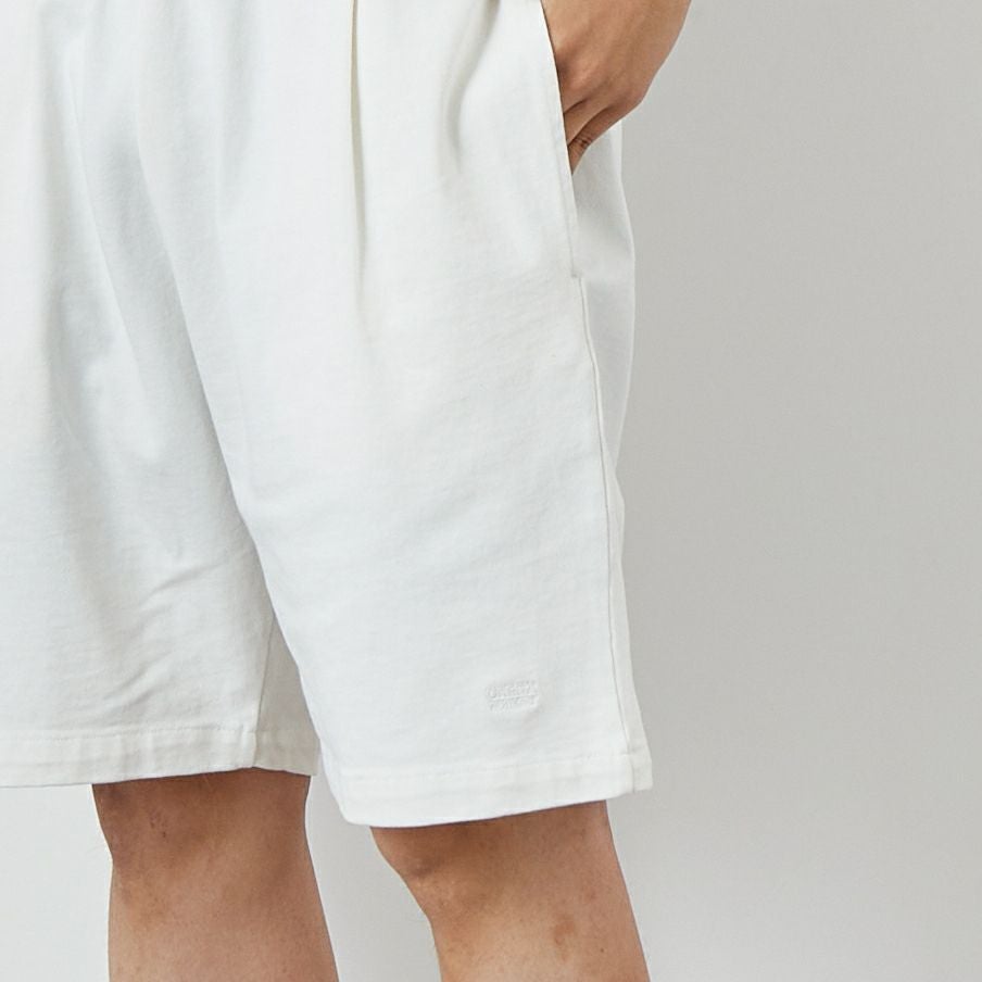 ONEITA [オニータ] ピグメント刺繍ショーツT [2522-422IN] WHITE &&モデル身長：179cm 着用サイズ：L&&