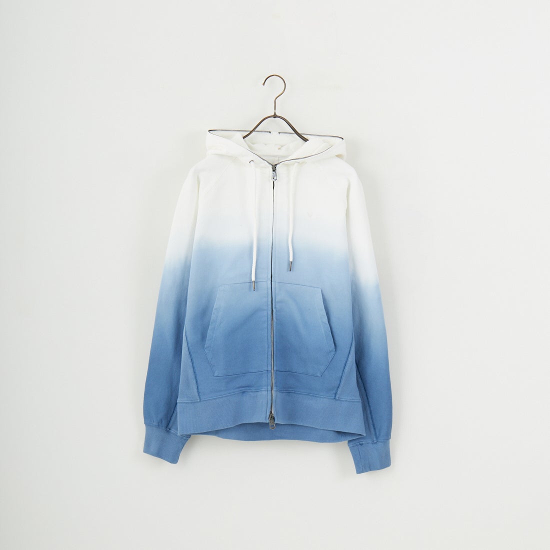 1PIU1UGUALE3 RELAX [ウノ ピゥ ウノ ウグァーレ トレ] グラデーションジョグフーディ [USO-25075]