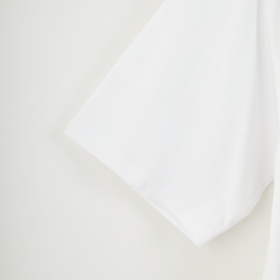 HUF [ハフ] MERIDA ショートスリーブTシャツ [TS02410] WHITE