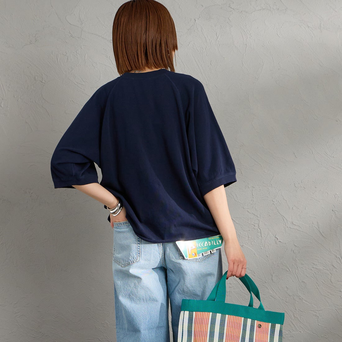 THE SHINZONE [ザ シンゾーン] INLAYED ハーフスリーブTシャツ [25SMSCU03] 85 NAVY &&モデル身長：159cm 着用サイズ：F0&&