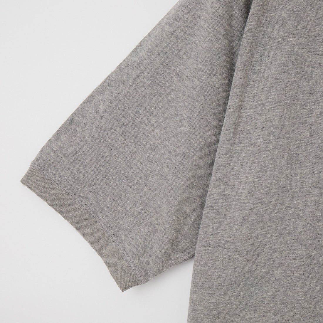 THE SHINZONE [ザ シンゾーン] INLAYED ハーフスリーブTシャツ [25SMSCU03] 06 GRAY