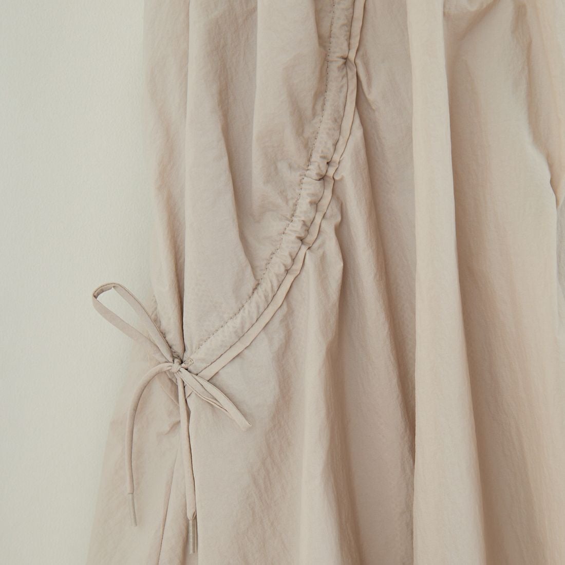 emmi [エミ] ロゴジャガードゴム ドロストスカート [13WFS251080]LGRY