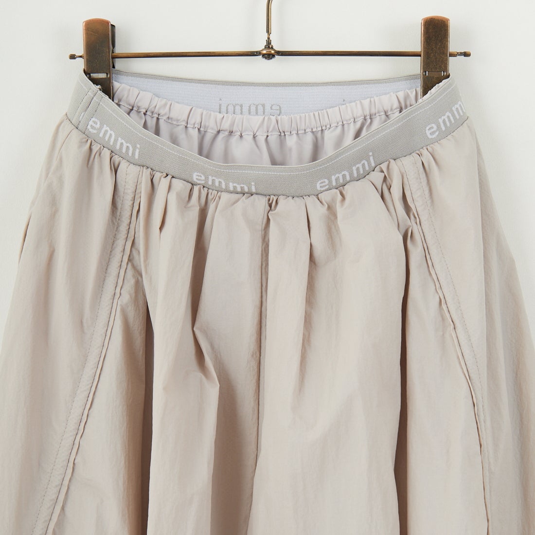 emmi [エミ] ロゴジャガードゴム ドロストスカート [13WFS251080]LGRY