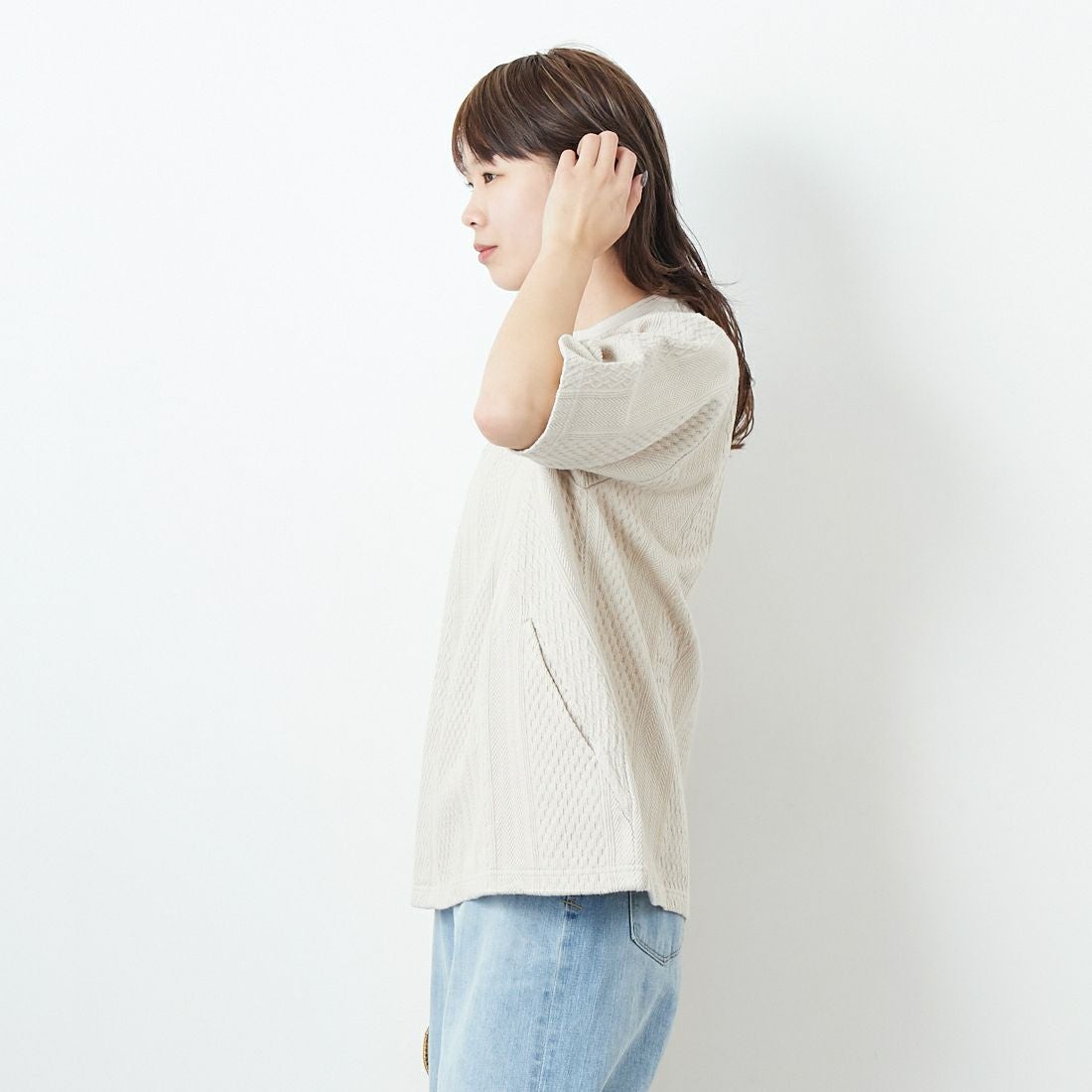 ILL ONE EIGHTY [イル ワンエイティ] ケーブルクルーネック [ILL251-16] IVORY &&モデル身長：167cm 着用サイズ：S&&