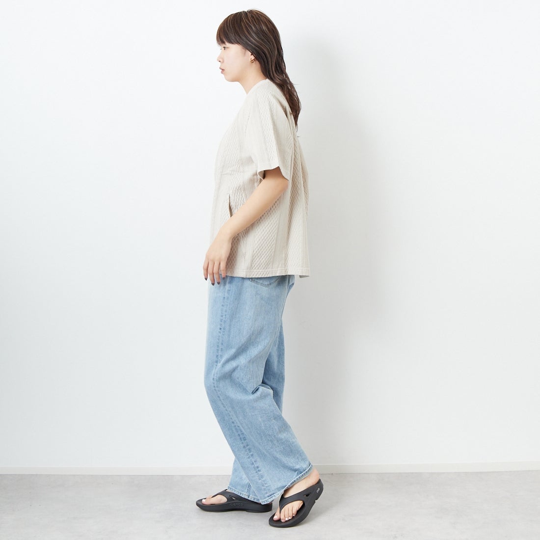 ILL ONE EIGHTY [イル ワンエイティ] ケーブルクルーネック [ILL251-16] IVORY &&モデル身長：167cm 着用サイズ：S&&