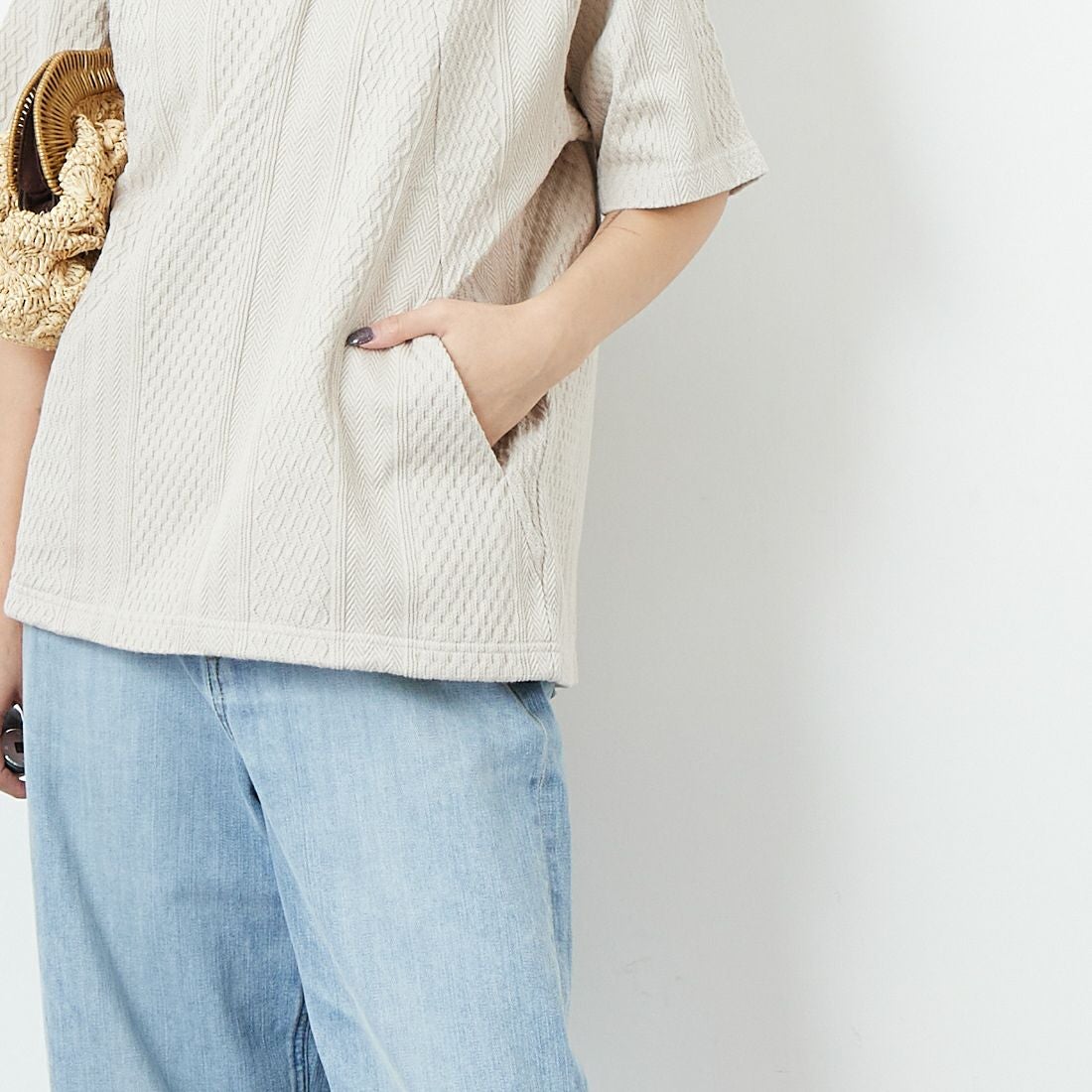 ILL ONE EIGHTY [イル ワンエイティ] ケーブルクルーネック [ILL251-16] IVORY &&モデル身長：167cm 着用サイズ：S&&