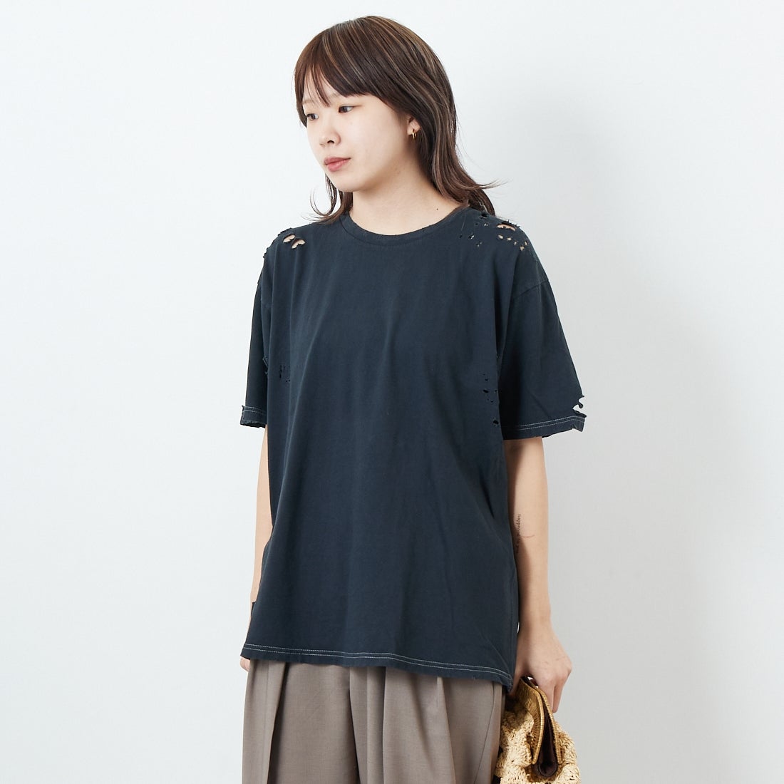 81 BRANCA [ハチイチブランカ] ダメージ加工 半袖Tシャツ [81B-25SS