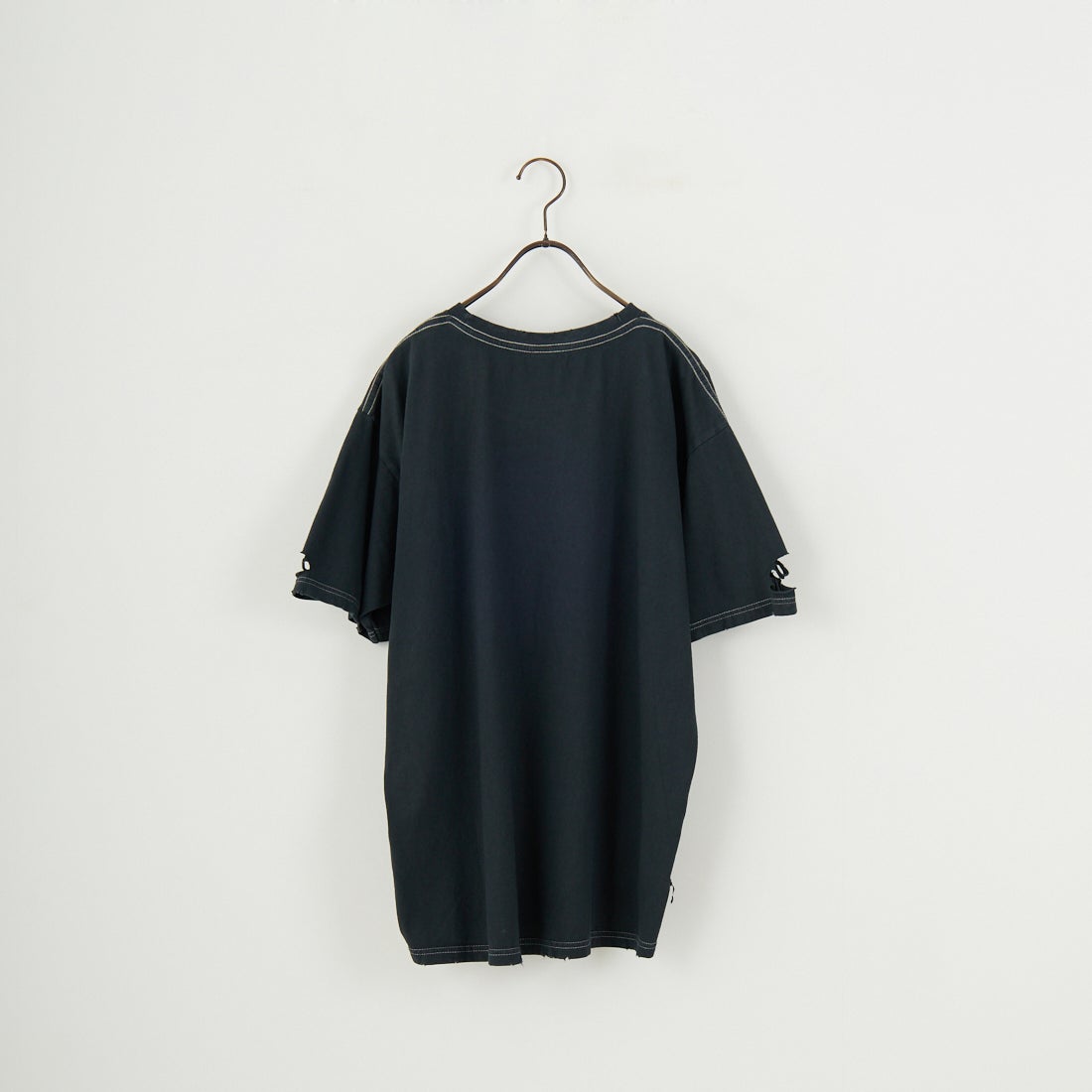 +81 BRANCA [ハチイチブランカ] ダメージ加工 半袖Tシャツ [81B-25SS-CS32] CHARCOAL