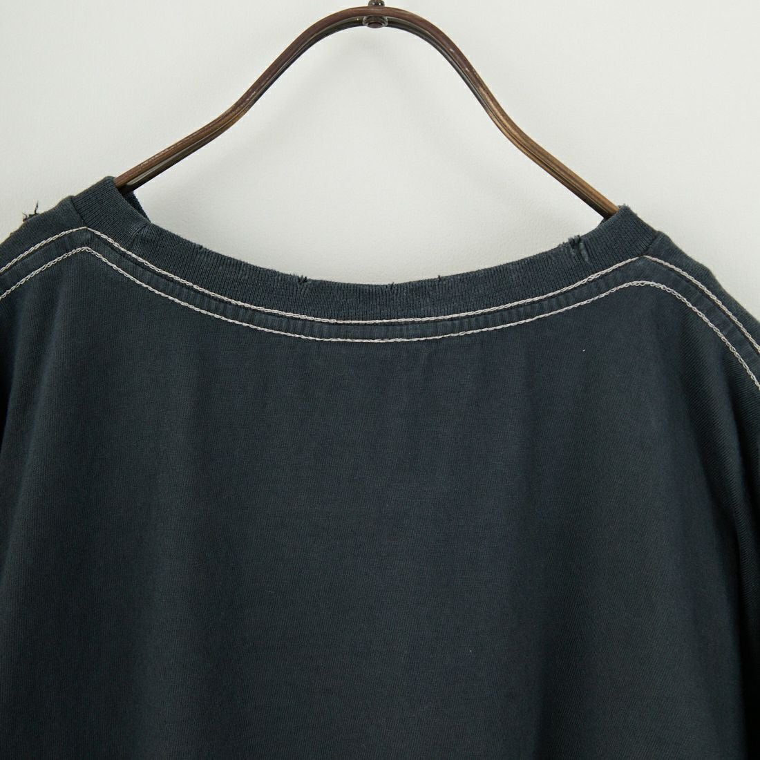 +81 BRANCA [ハチイチブランカ] ダメージ加工 半袖Tシャツ [81B-25SS-CS32] CHARCOAL