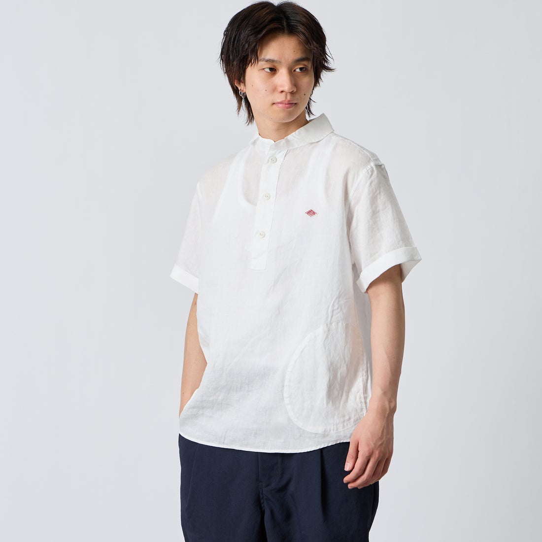 DANTON [ダントン] ラウンドカラー リネンクロスプルオーバーシャツ [DT-B0284FLI] WHITE &&モデル身長：177cm 着用サイズ：42&&