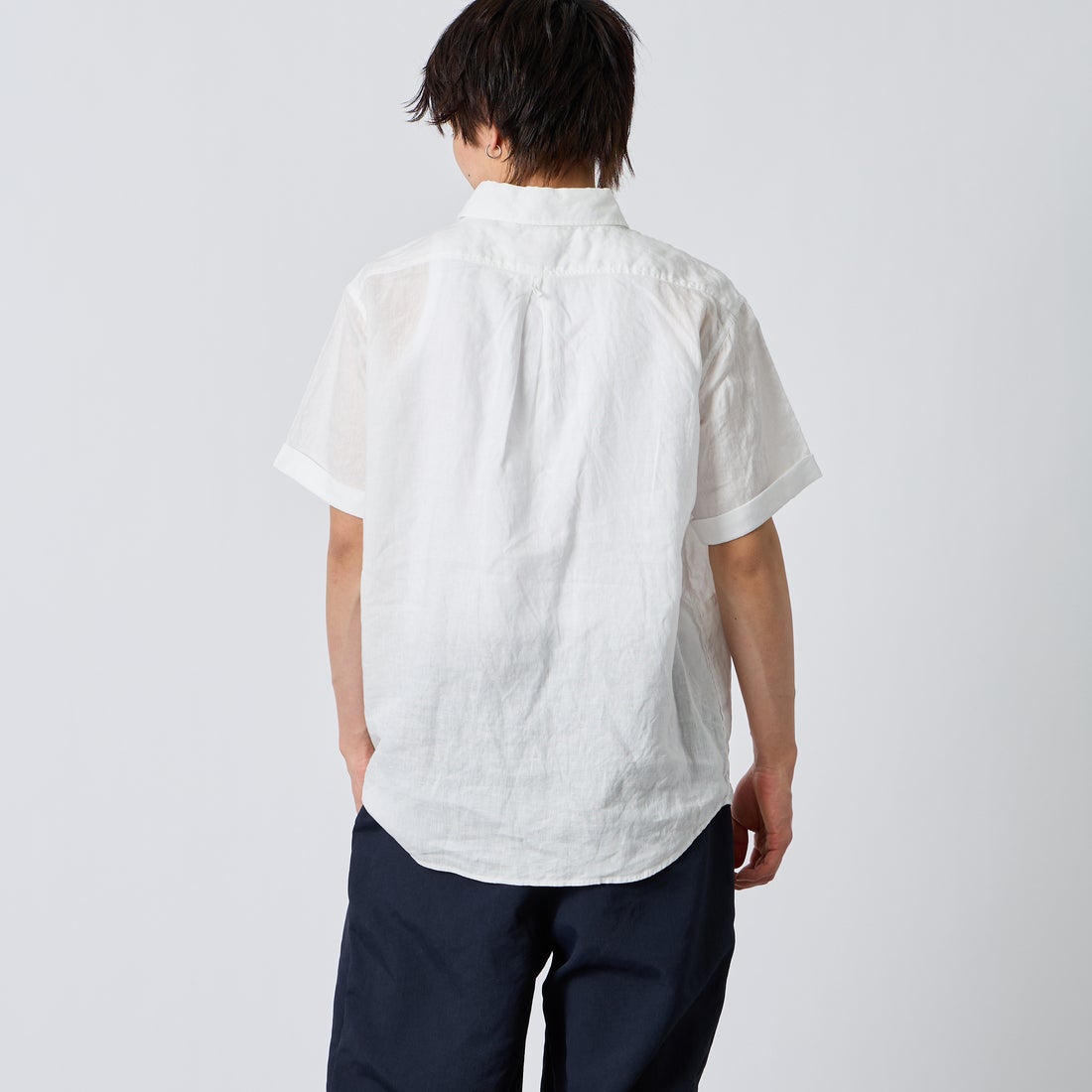 DANTON [ダントン] ラウンドカラー リネンクロスプルオーバーシャツ [DT-B0284FLI] WHITE &&モデル身長：177cm 着用サイズ：42&&