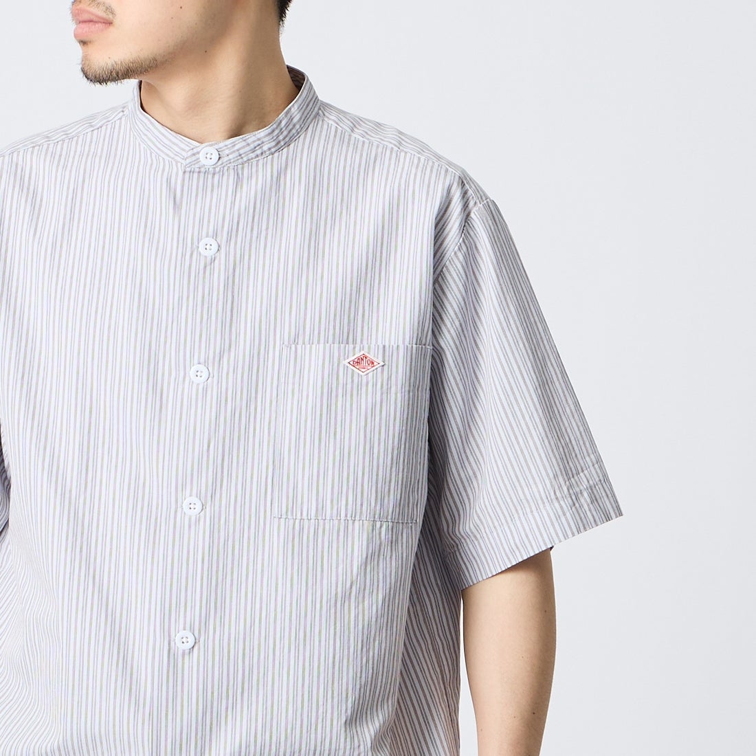 DANTON [ダントン] コットンリネン ストライプバンドカラーシャツ [JD-3788SCP] BLU/BRN ST &&モデル身長：168cm 着用サイズ：38&&