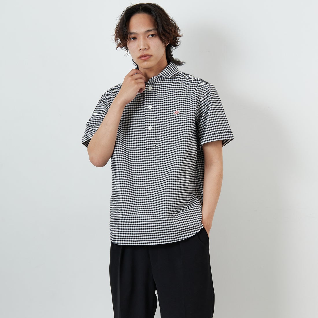 DANTON [ダントン] ラウンドカラー チェックプルオーバーシャツ [DT-B0284OXP] BK/WH GNGM &&モデル身長：179cm 着用サイズ：42&&
