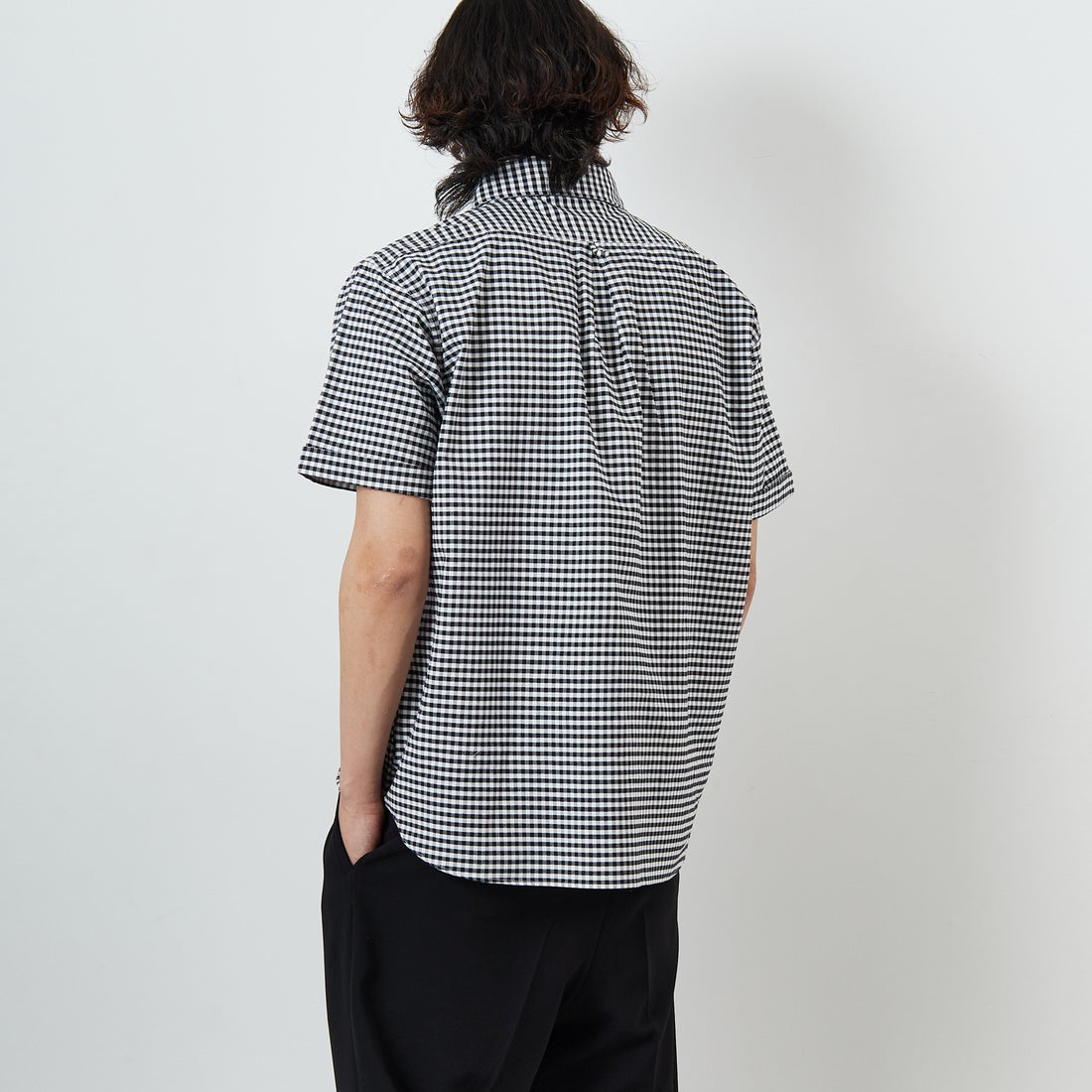 DANTON [ダントン] ラウンドカラー チェックプルオーバーシャツ [DT-B0284OXP] BK/WH GNGM &&モデル身長：179cm 着用サイズ：42&&