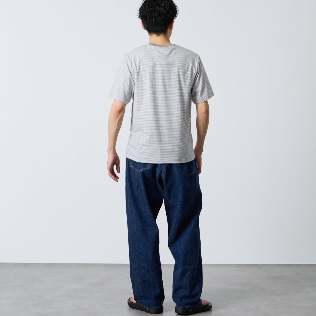 DANTON [ダントン] ボーダーインナーTシャツ [DT-C0196CVT] GREY/WHITE &&モデル身長：168cm 着用サイズ：S&&
