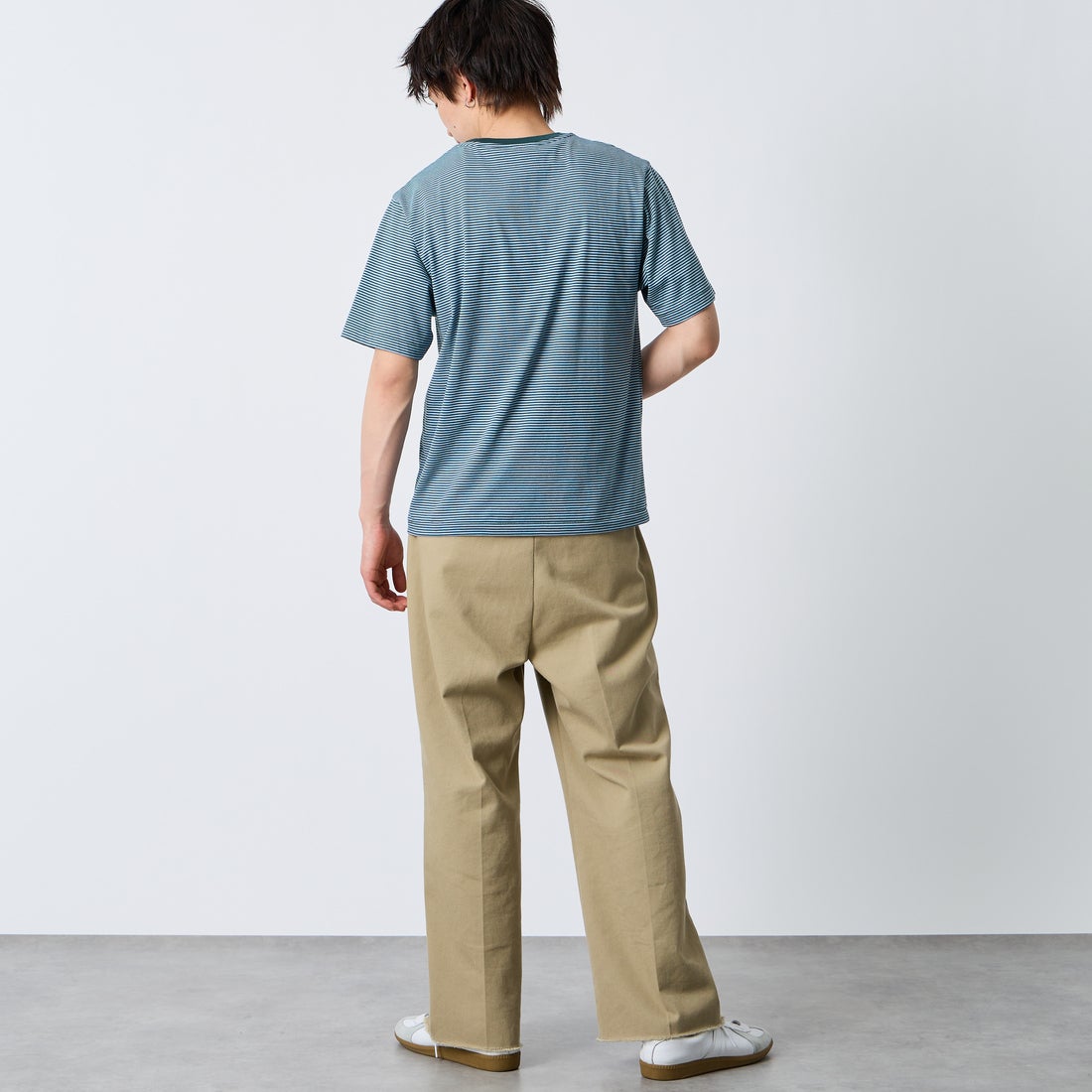 DANTON [ダントン] ボーダーインナーTシャツ [DT-C0196CVT] D.GRN/SAX &&モデル身長：177cm 着用サイズ：M&&