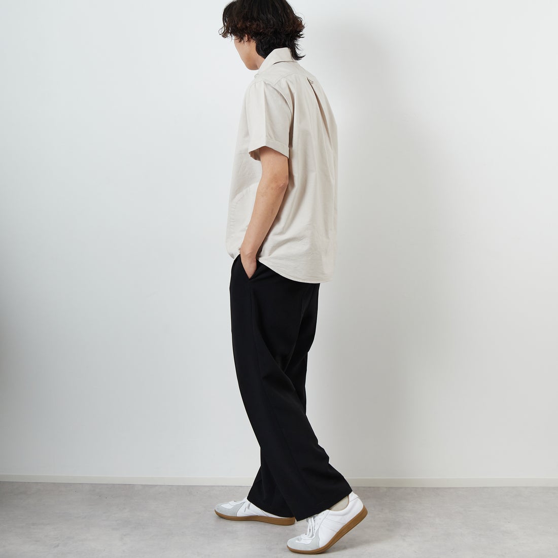 DANTON [ダントン] ラウンドカラー プルオーバーシャツ [DT-B0284SOX] OYSTER &&モデル身長：179cm 着用サイズ：42&&