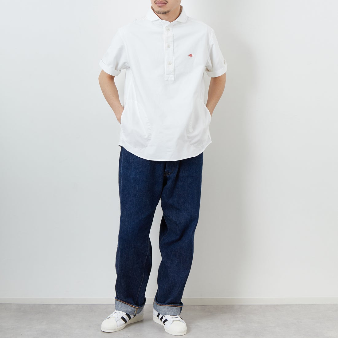 DANTON [ダントン] ラウンドカラー プルオーバーシャツ [DT-B0284SOX] WHITE &&モデル身長：168cm 着用サイズ：38&&