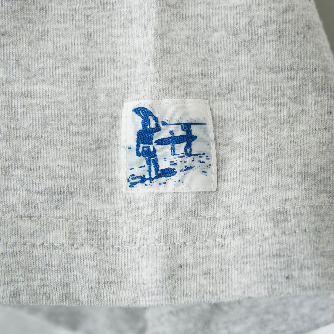 The Endless Summer [エンドレスサマー] 別注 手書き風ロゴ BUHIバックプリントTシャツ [FH-25574502-JF] 03 MIX GRA