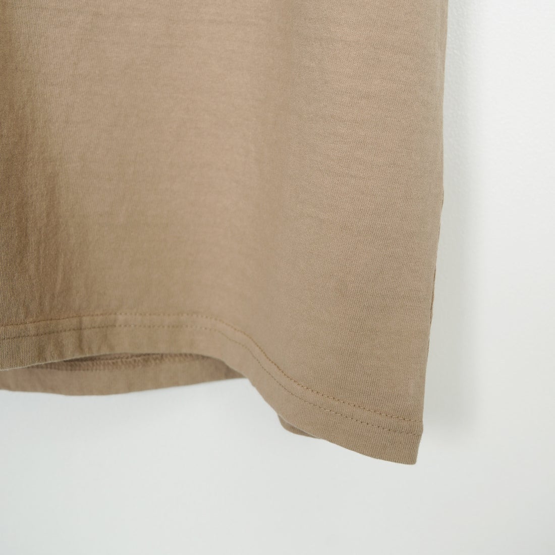 The Endless Summer [エンドレスサマー] 別注 サークルBUHIバックプリントTシャツ [FH-25574503-JF] 35 BEIGE