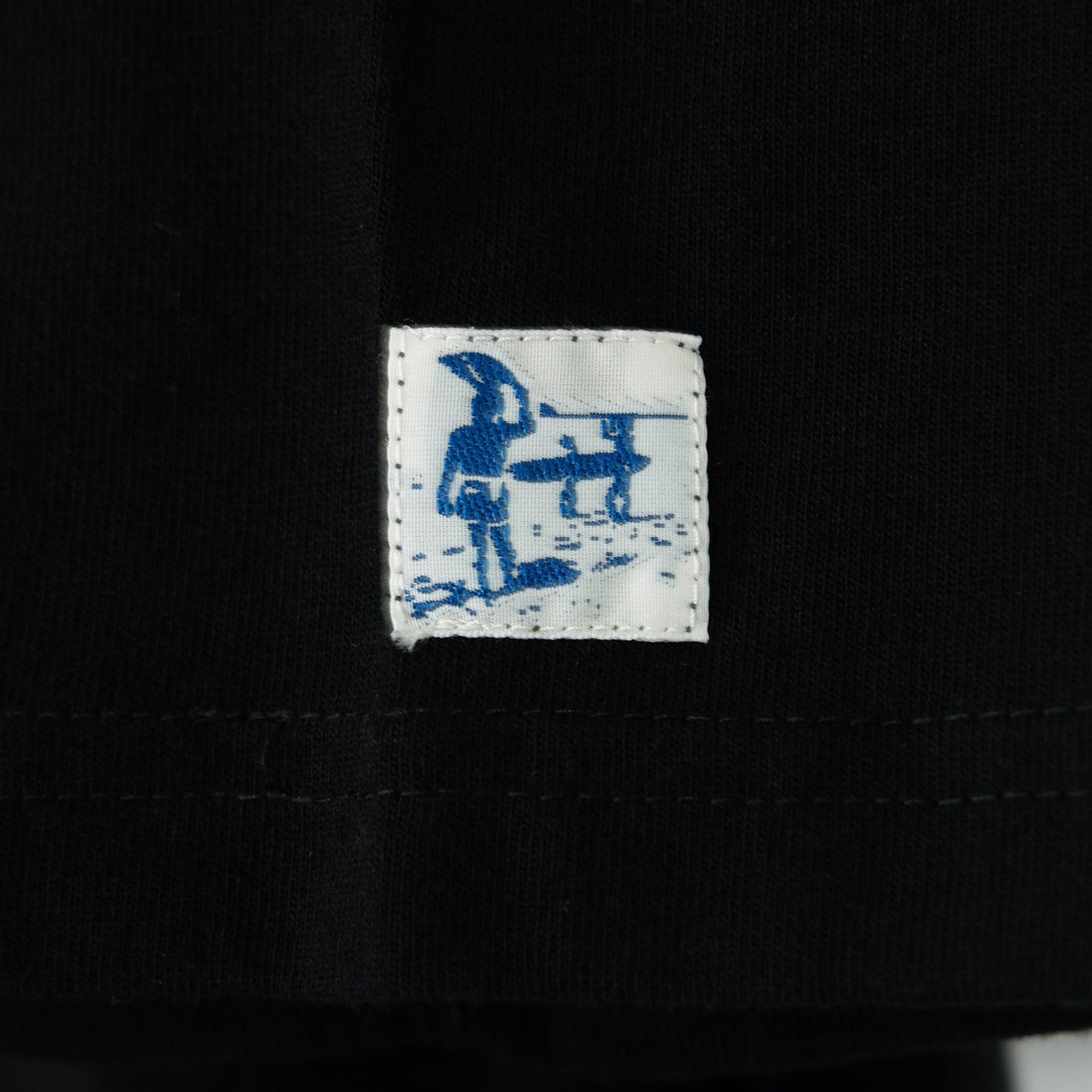 The Endless Summer [エンドレスサマー] 別注 TES CALフロッキーロゴプリントTシャツ [FH-25574504-JF] 01 BLACK