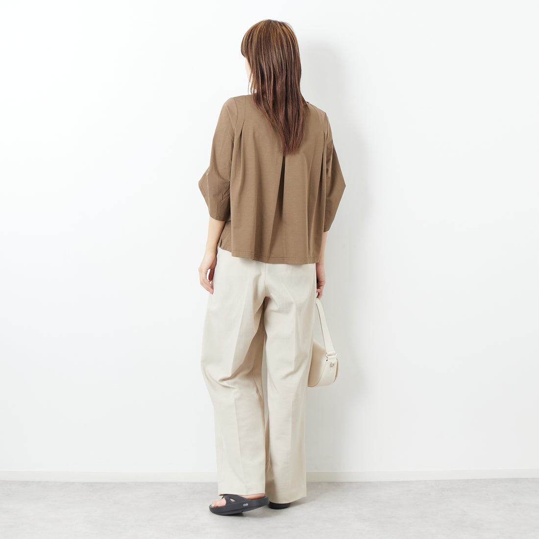 Jf Ready Made [ジェイエフレディメイド] 袖タック シルケットプルオーバー [3112133] 701 ﾌﾞﾗｳﾝ &&モデル身長：167cm 着用サイズ：F&&