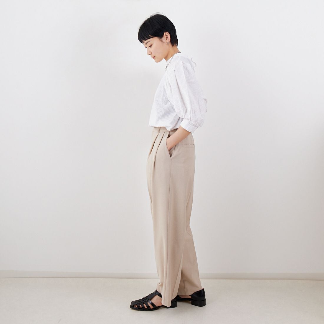 Jf Ready Made [ジェイエフレディメイド] サッカーストライプ バックリボンブラウス [3112304] 101 ﾎﾜｲﾄ &&モデル身長：160cm 着用サイズ：F&&