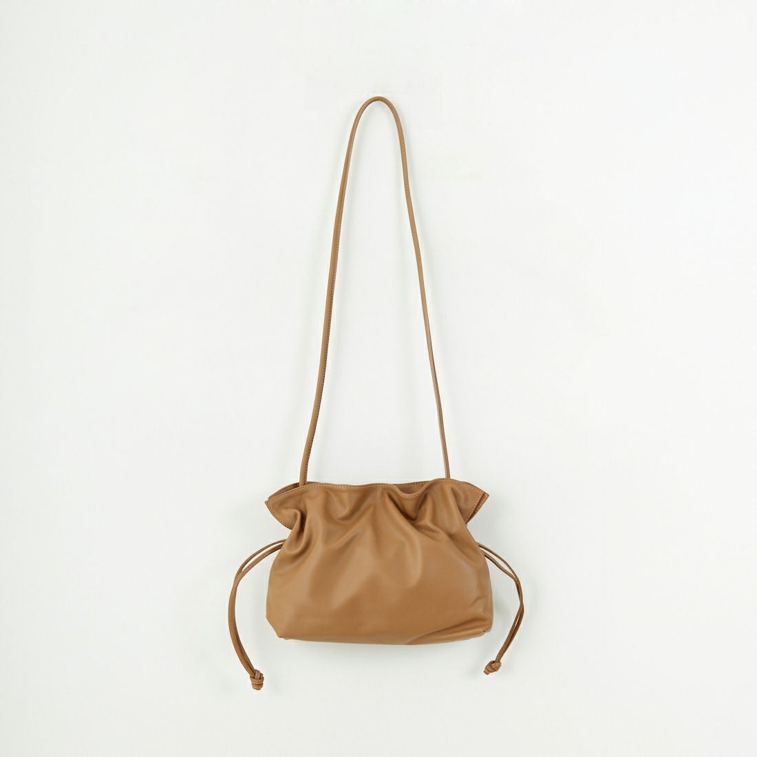 AULENTTI [オウレンティ] 巾着ショルダーバッグ [EL-8236-SA] S40 TAUPE