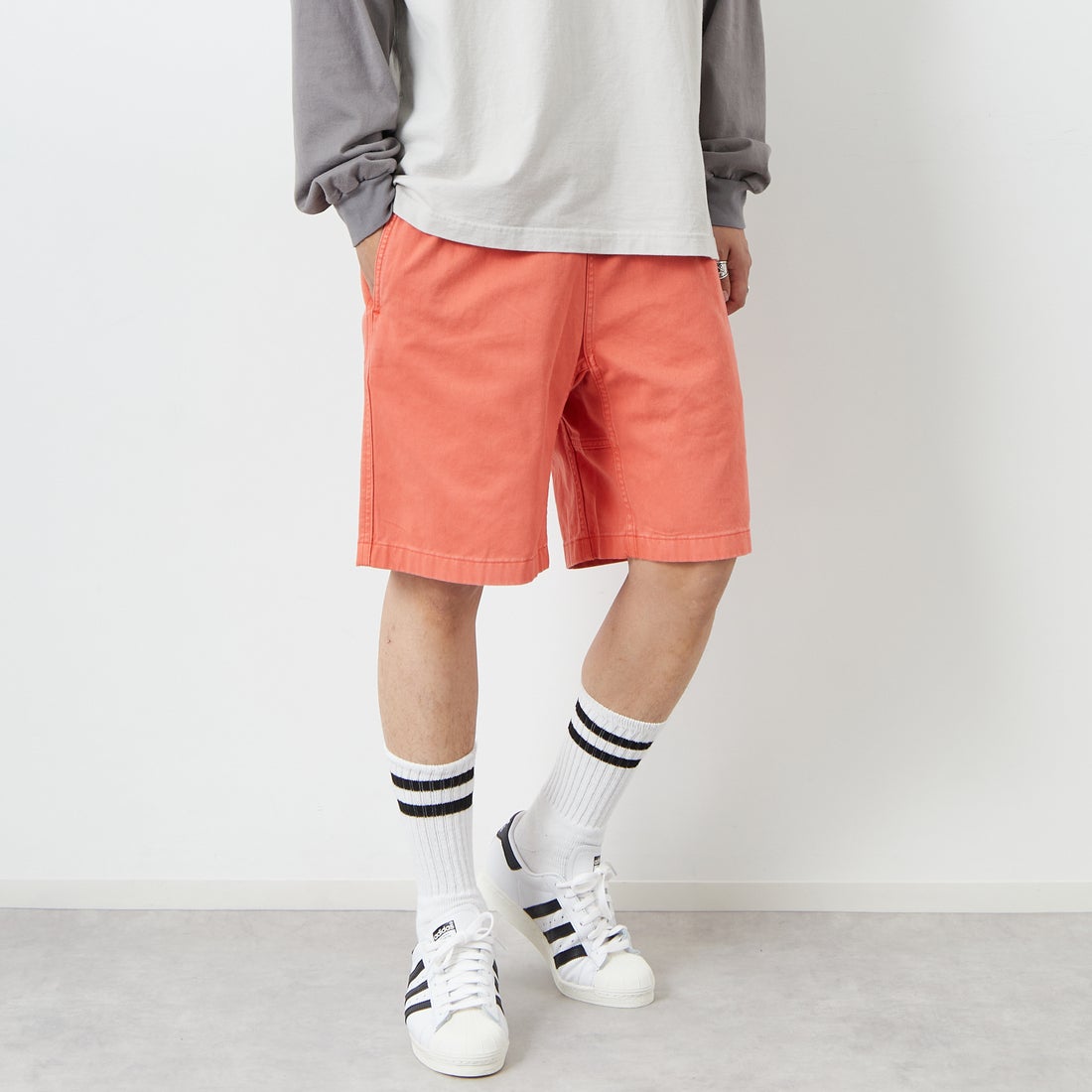 GRAMiCCi [グラミチ] Gショーツ ピグメントダイ [G4SM-P123] DEEP CORAL &&モデル身長：179cm 着用サイズ：L&&