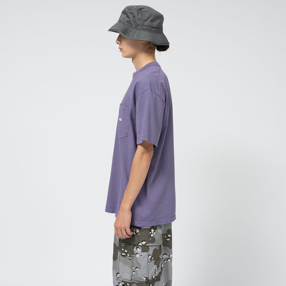 THE NORTH FACE PURPLE LABEL [ザ ノースフェイス パープルレーベル] 7オンス ポケットTシャツ [N25SI102] FO FP/OW &&モデル身長：175cm 着用サイズ：M&&