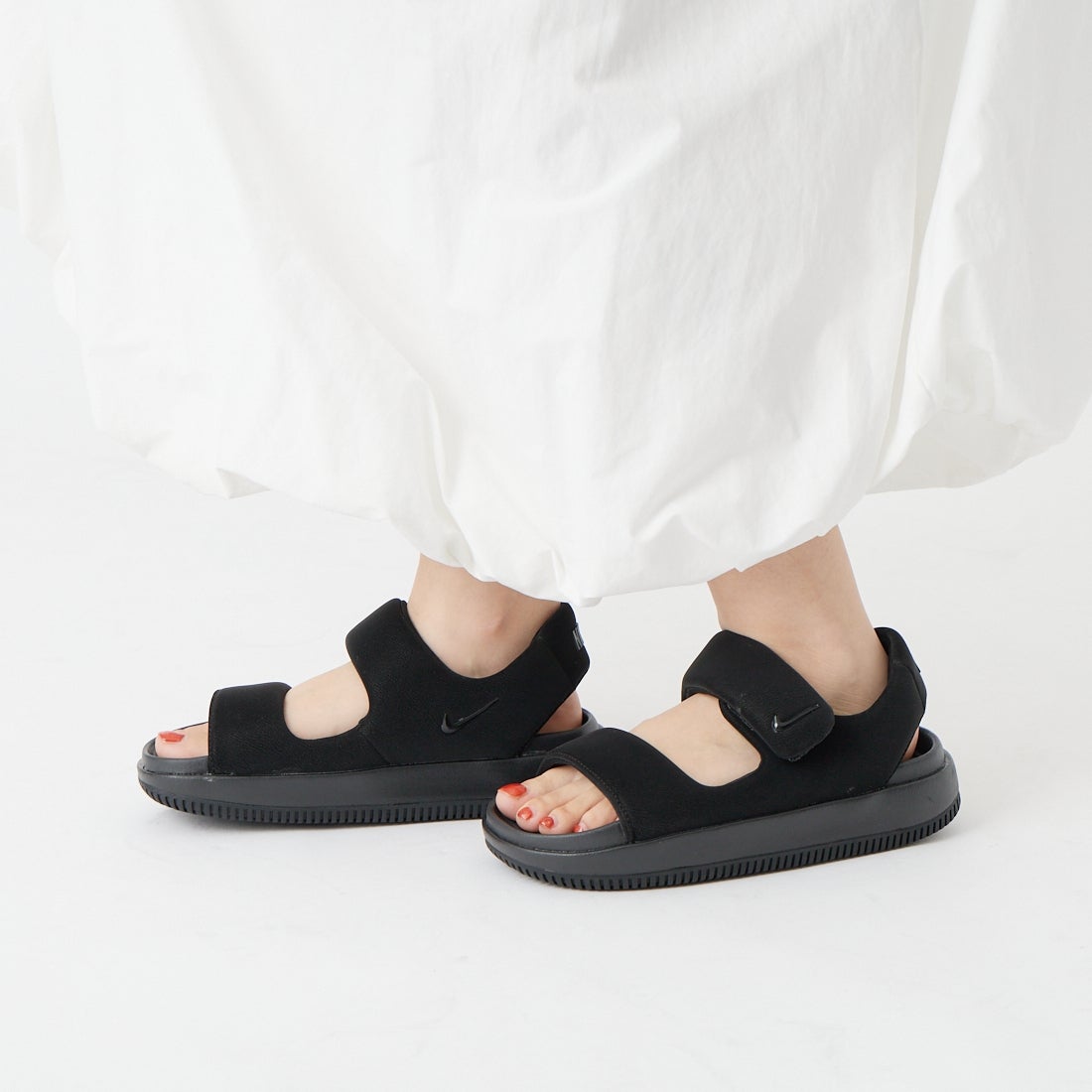 NIKE [ナイキ] ウィメンズ カームサンダル [FJ6043] 001 ﾌﾞﾗｯｸ