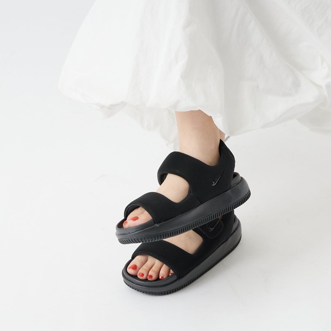 NIKE [ナイキ] ウィメンズ カームサンダル [FJ6043] 001 ﾌﾞﾗｯｸ