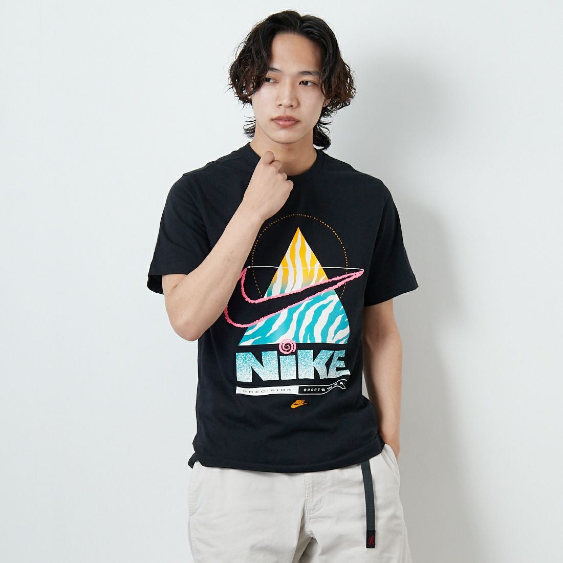 NIKE [ナイキ] BRANDRIFF スポーツウェアTシャツ [HV9150] 010 BLACK &&モデル身長：179cm 着用サイズ：M&&