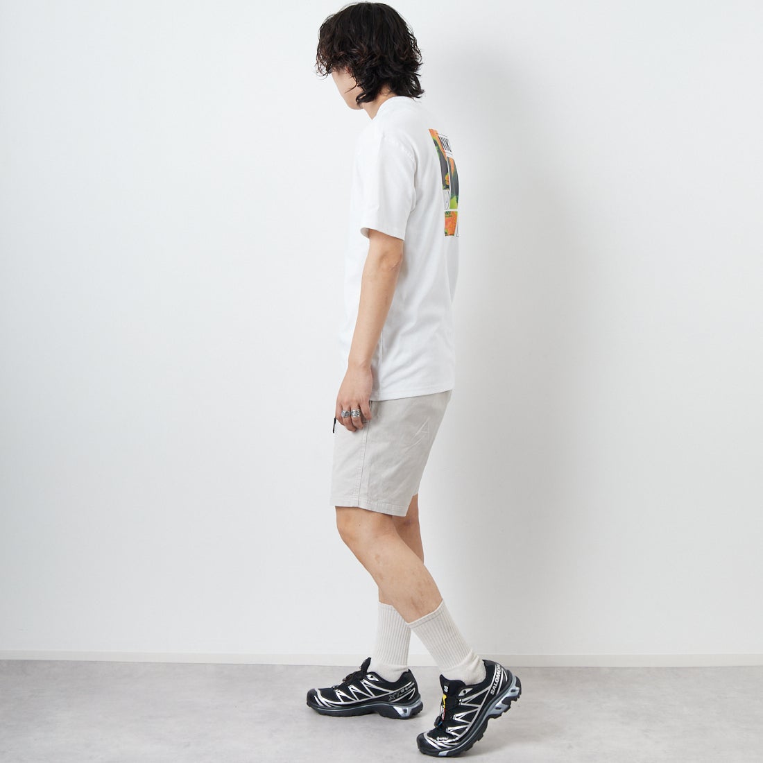 NIKE [ナイキ] プレミアム エッセンシャルTシャツ [IB7554] 100 WHITE &&モデル身長：179cm 着用サイズ：M&&