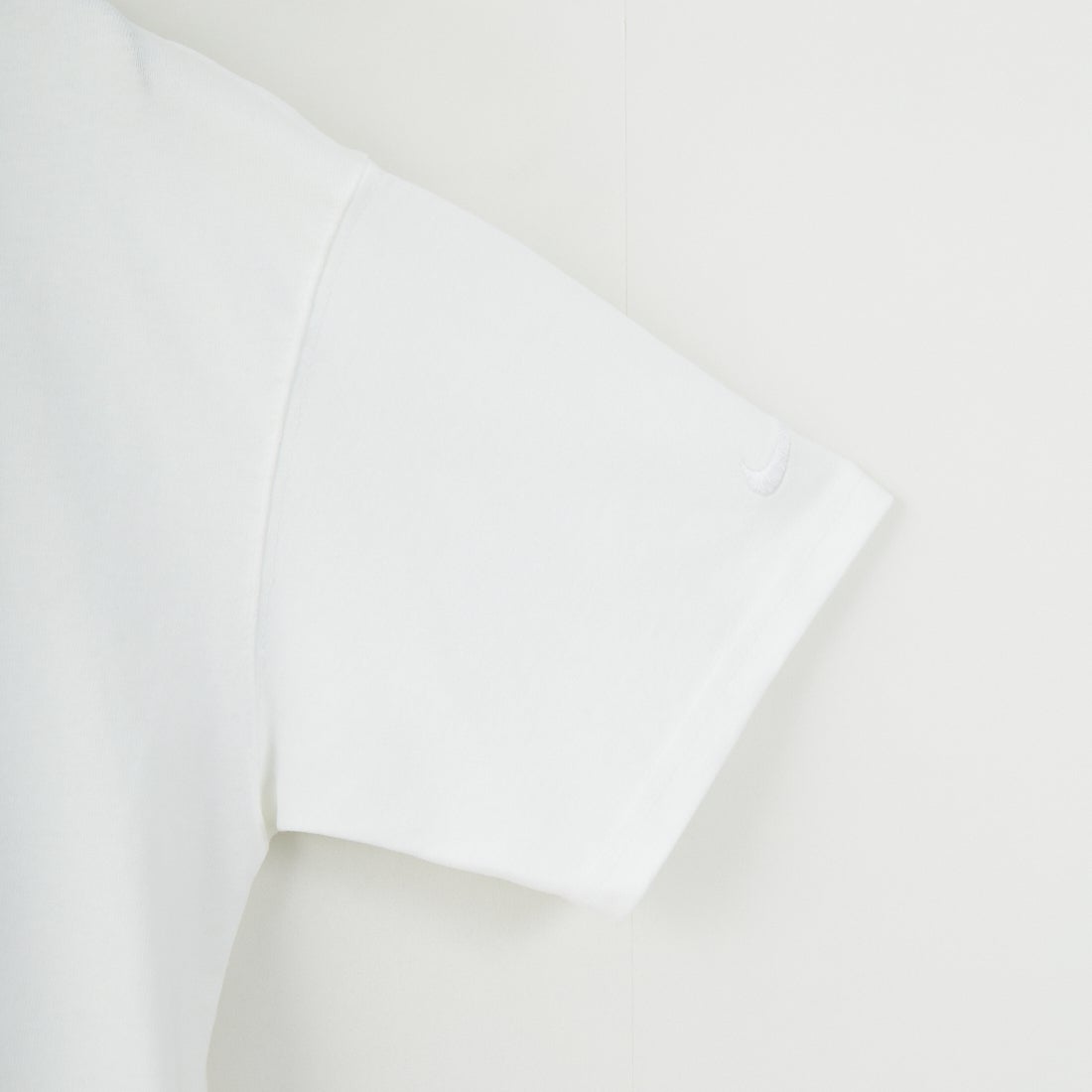 NIKE [ナイキ] プレミアム エッセンシャルTシャツ [IB7554] 100 WHITE