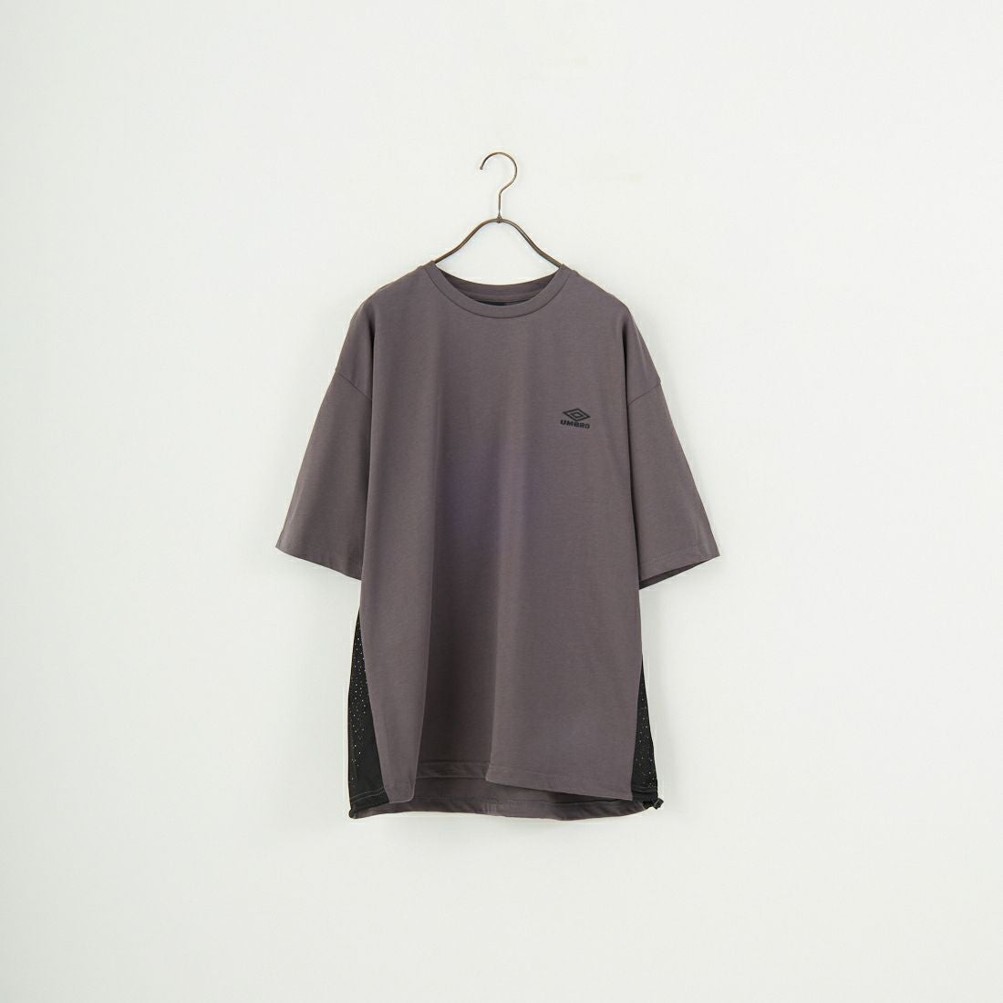 UMBRO [アンブロ] 別注 ワンポイントロゴ メッシュ切替Tシャツ [KBT101-NK-01-JF] CHARCOAL