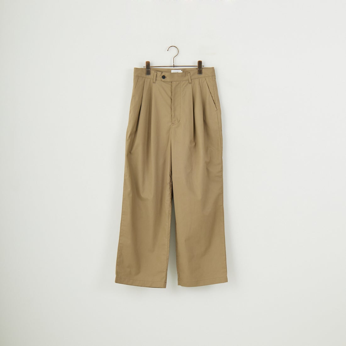 STILL BY HAND [スティルバイハンド] 別注 中太ストレートパンツ [2501JF-EX04-JF] KHAKI BEIG