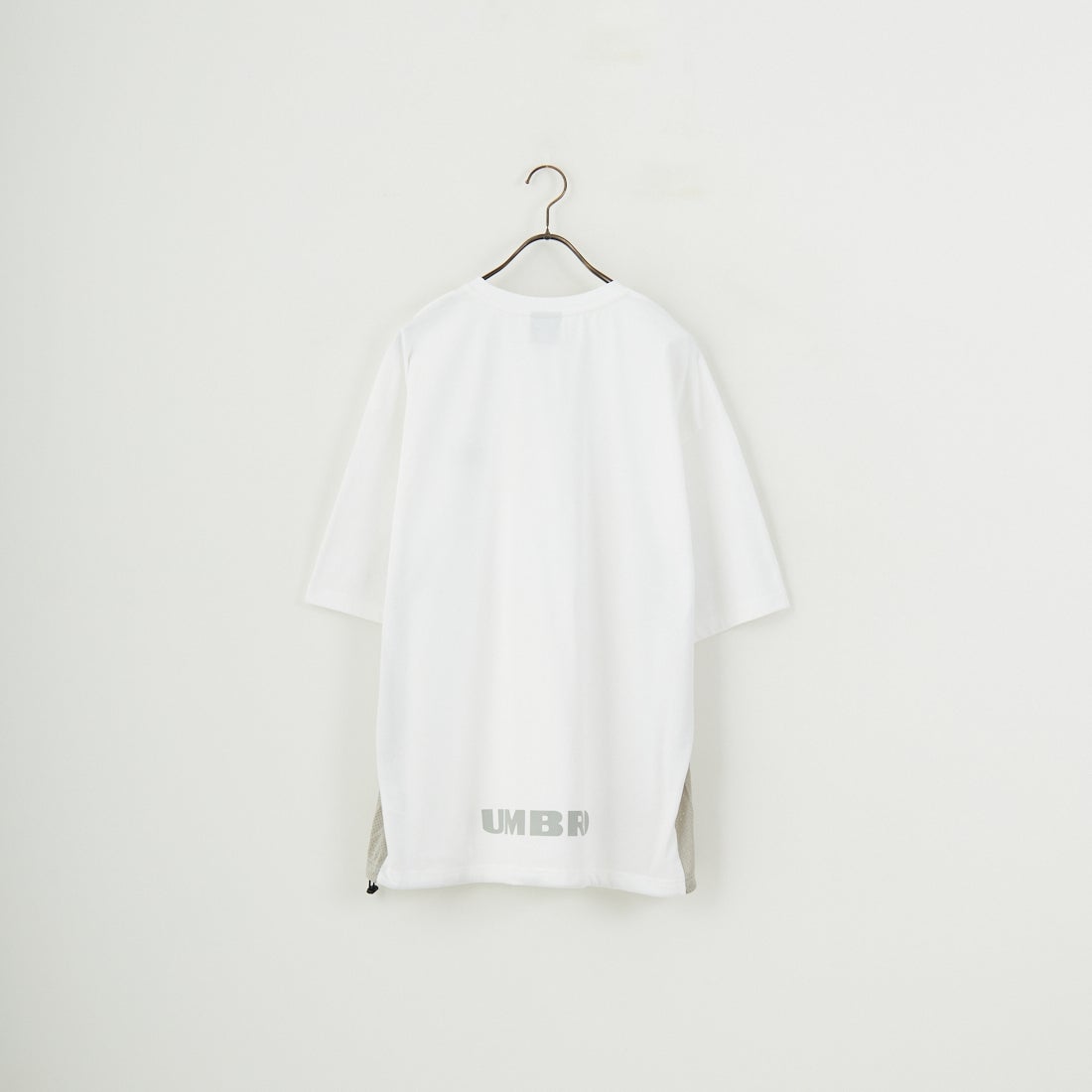 UMBRO [アンブロ] 別注 ワンポイントロゴ メッシュ切替Tシャツ [KBT101-NK-01-JF] WHITE