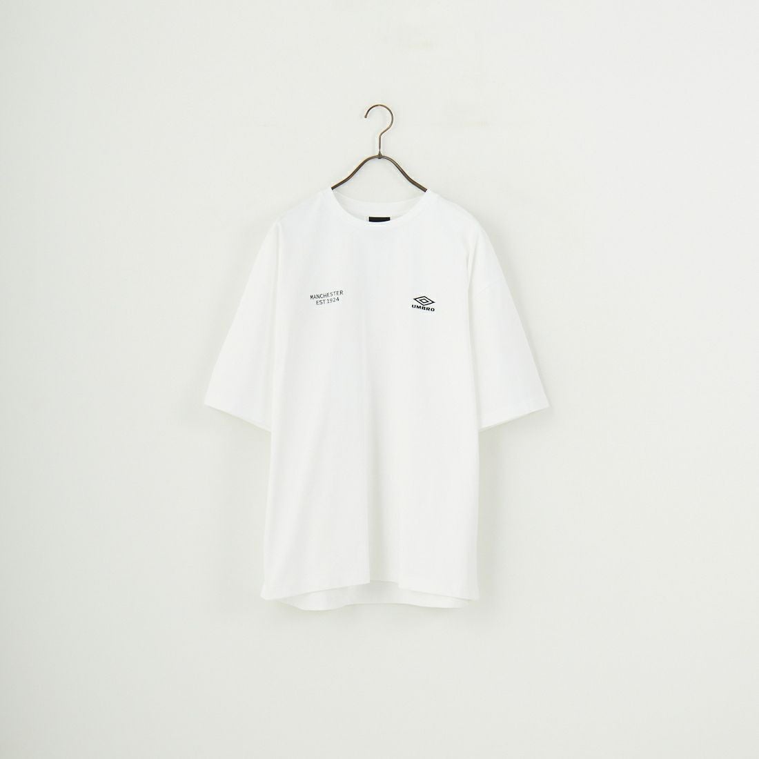UMBRO [アンブロ] 別注 バックプリントTシャツ [KBT101-NK-03-JF] WHITE