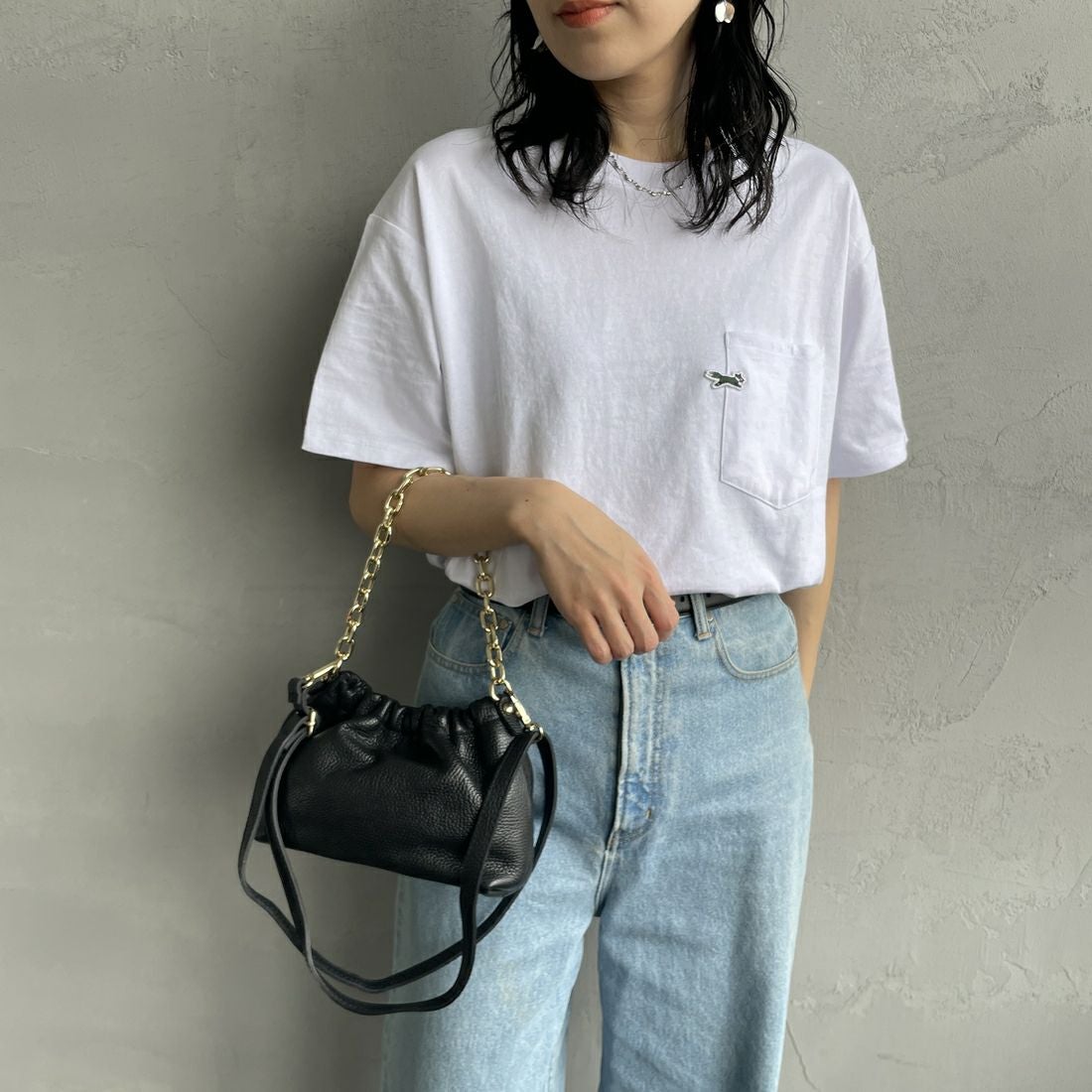 THE FOX [ザフォックス] 別注 ワンポイントロゴワッペン ポケットTシャツ [JFU25SS-11-JF] WHT &&モデル身長：160cm 着用サイズ：S&&