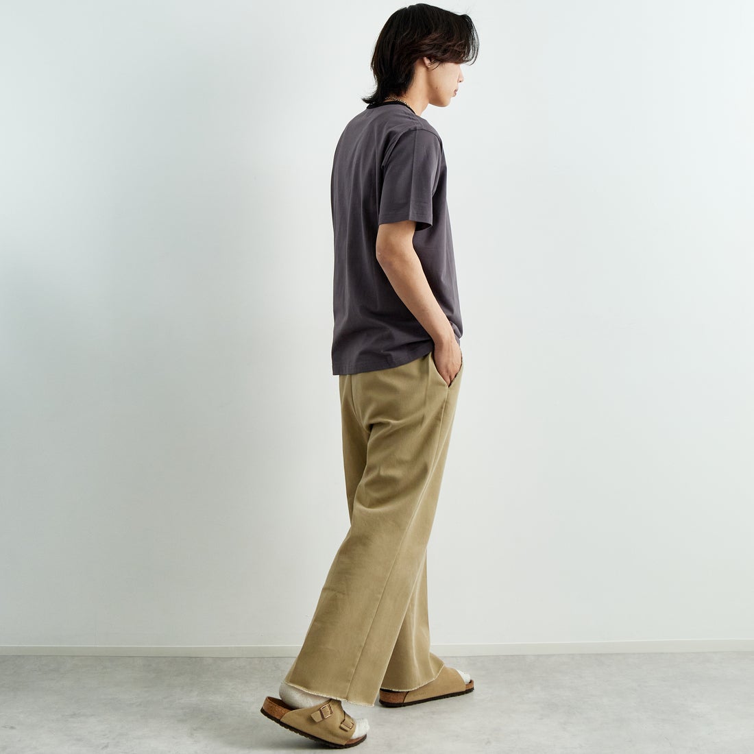 THE FOX [ザフォックス] 別注 ワンポイントロゴワッペン リンガーTシャツ [JFU25SS-10-JF] CHAR/BLK &&モデル身長：179cm 着用サイズ：L&&