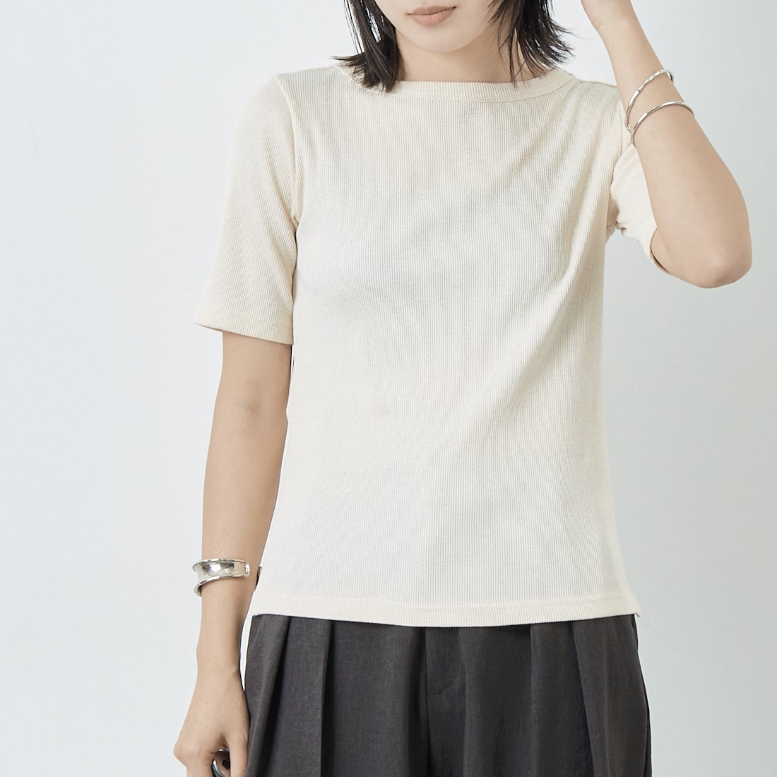 Jeans Factory Clothes [ジーンズファクトリークローズ] ミックスラメ テレコTシャツ [21255055] 031 ｵﾌ &&モデル身長：167cm 着用サイズ：38&&