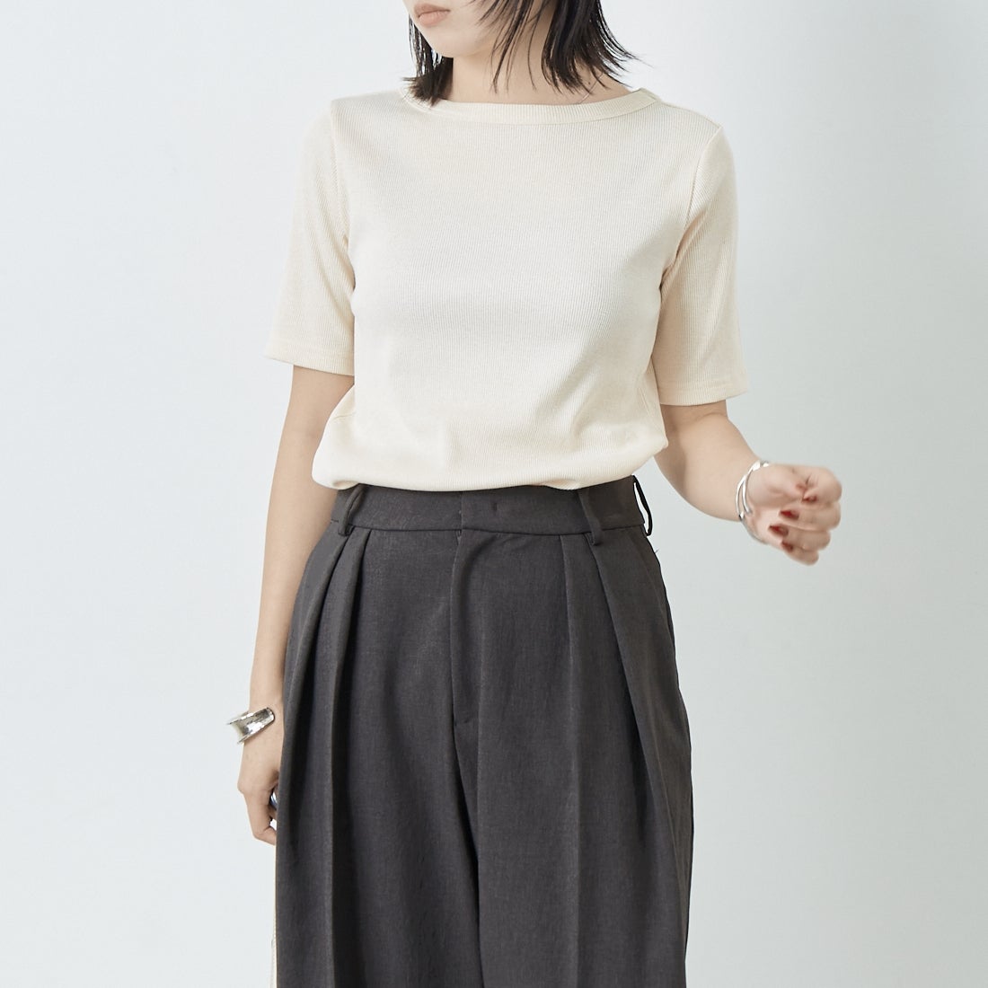 Jeans Factory Clothes [ジーンズファクトリークローズ] ミックスラメ テレコTシャツ [21255055] 031 ｵﾌ &&モデル身長：167cm 着用サイズ：38&&