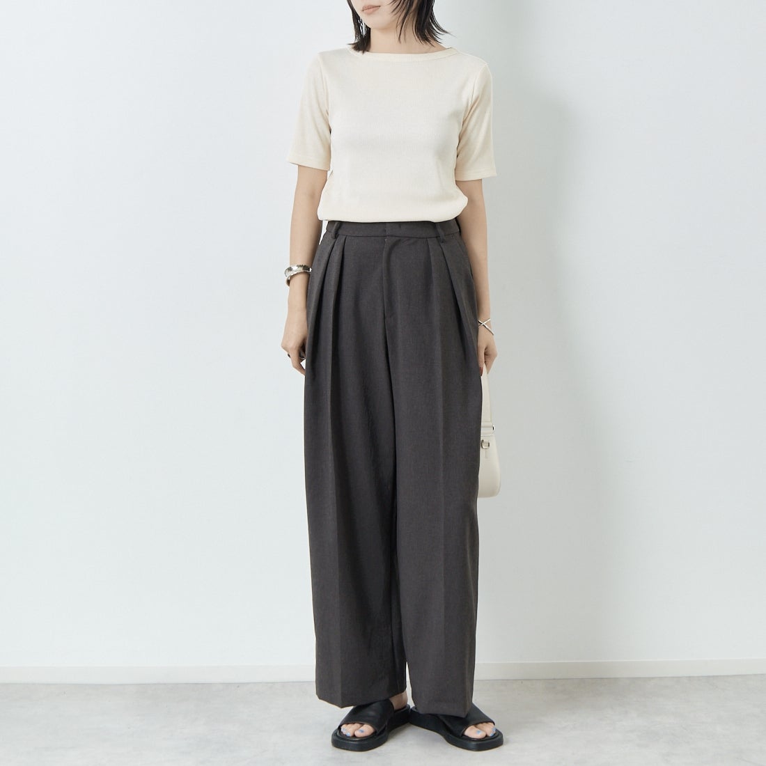 Jeans Factory Clothes [ジーンズファクトリークローズ] ミックスラメ テレコTシャツ [21255055] 031 ｵﾌ &&モデル身長：167cm 着用サイズ：38&&