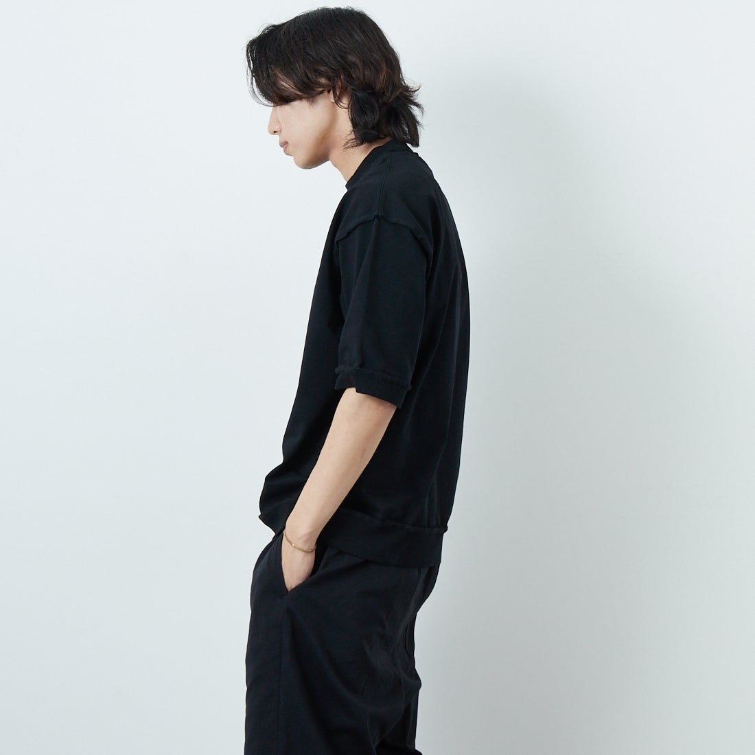 SLICK [スリック] ヘビーウェイトカットオフTシャツ [5230122] 700 BLACK &&モデル身長：179cm 着用サイズ：1&&