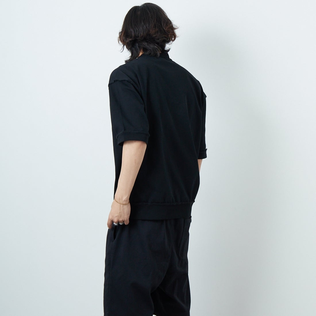 SLICK [スリック] ヘビーウェイトカットオフTシャツ [5230122] 700 BLACK &&モデル身長：179cm 着用サイズ：1&&