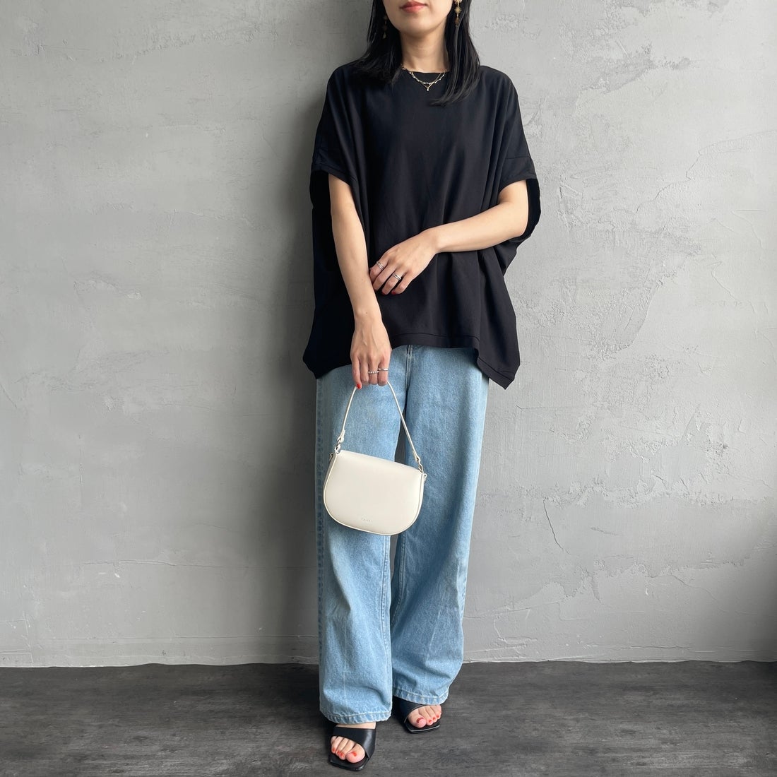 mizuiro ind [ミズイロインド] コクーンワイドプルオーバー [1-210057] 99 BLACK &&モデル身長：160cm 着用サイズ：F&&