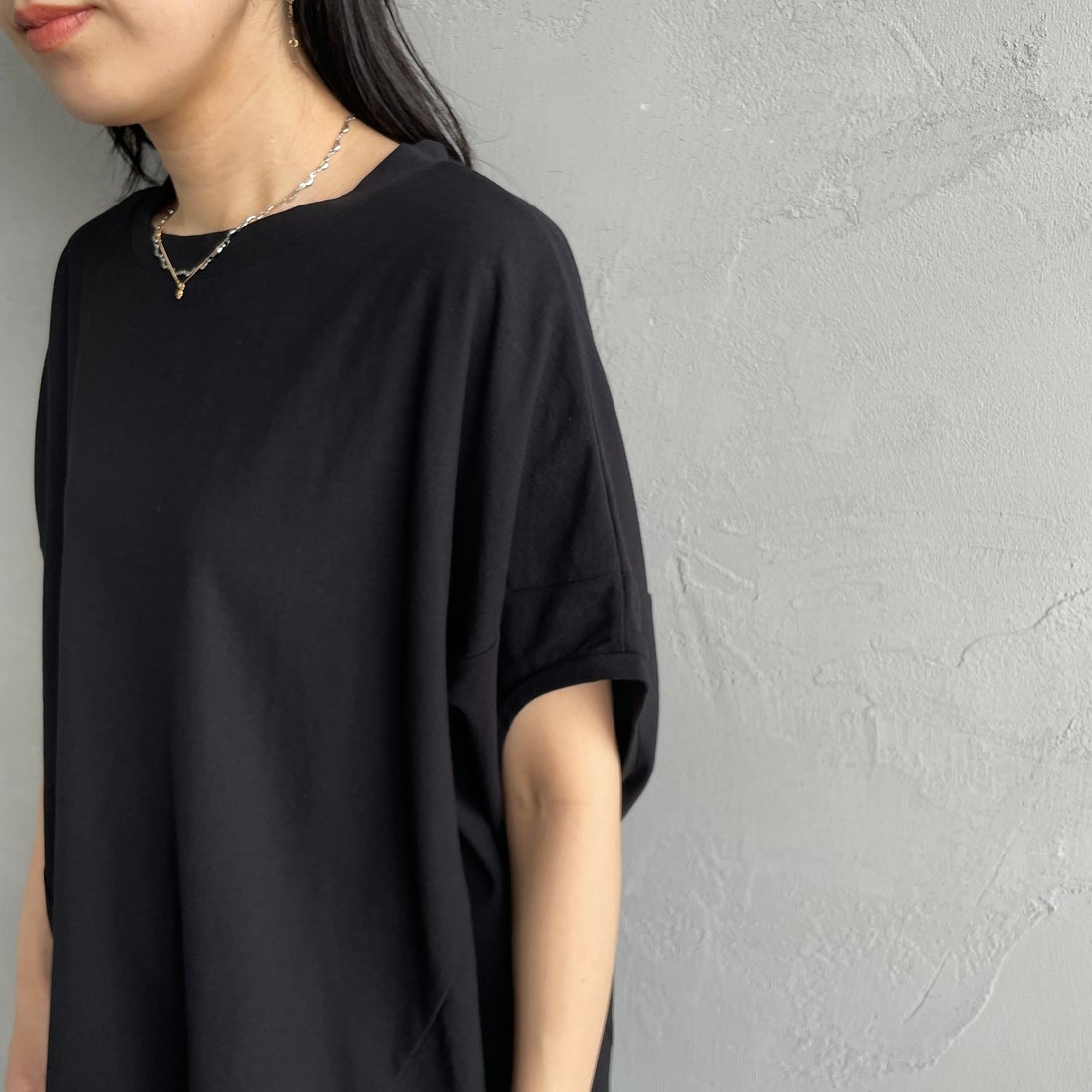 mizuiro ind [ミズイロインド] コクーンワイドプルオーバー [1-210057] 99 BLACK &&モデル身長：160cm 着用サイズ：F&&