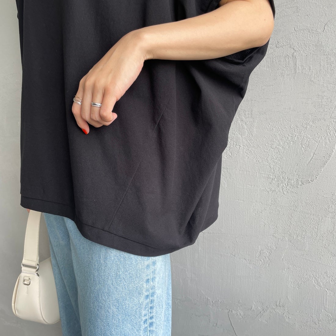 mizuiro ind [ミズイロインド] コクーンワイドプルオーバー [1-210057] 99 BLACK &&モデル身長：160cm 着用サイズ：F&&