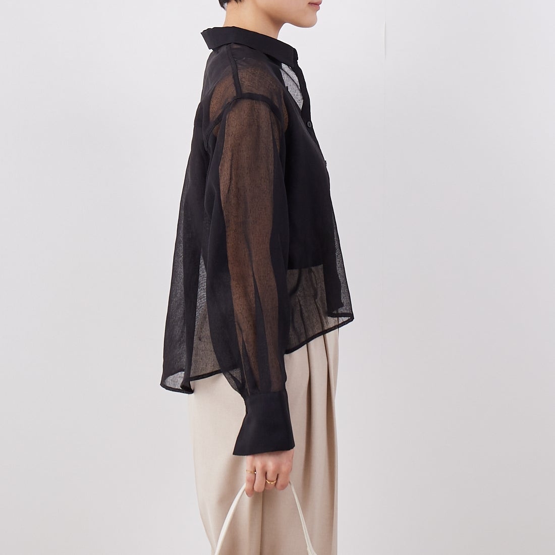 Jf Ready Made [ジェイエフレディメイド] シアーリネンライクブラウス [755110] 03 ﾌﾞﾗｯｸ &&モデル身長：160cm 着用サイズ：F&&